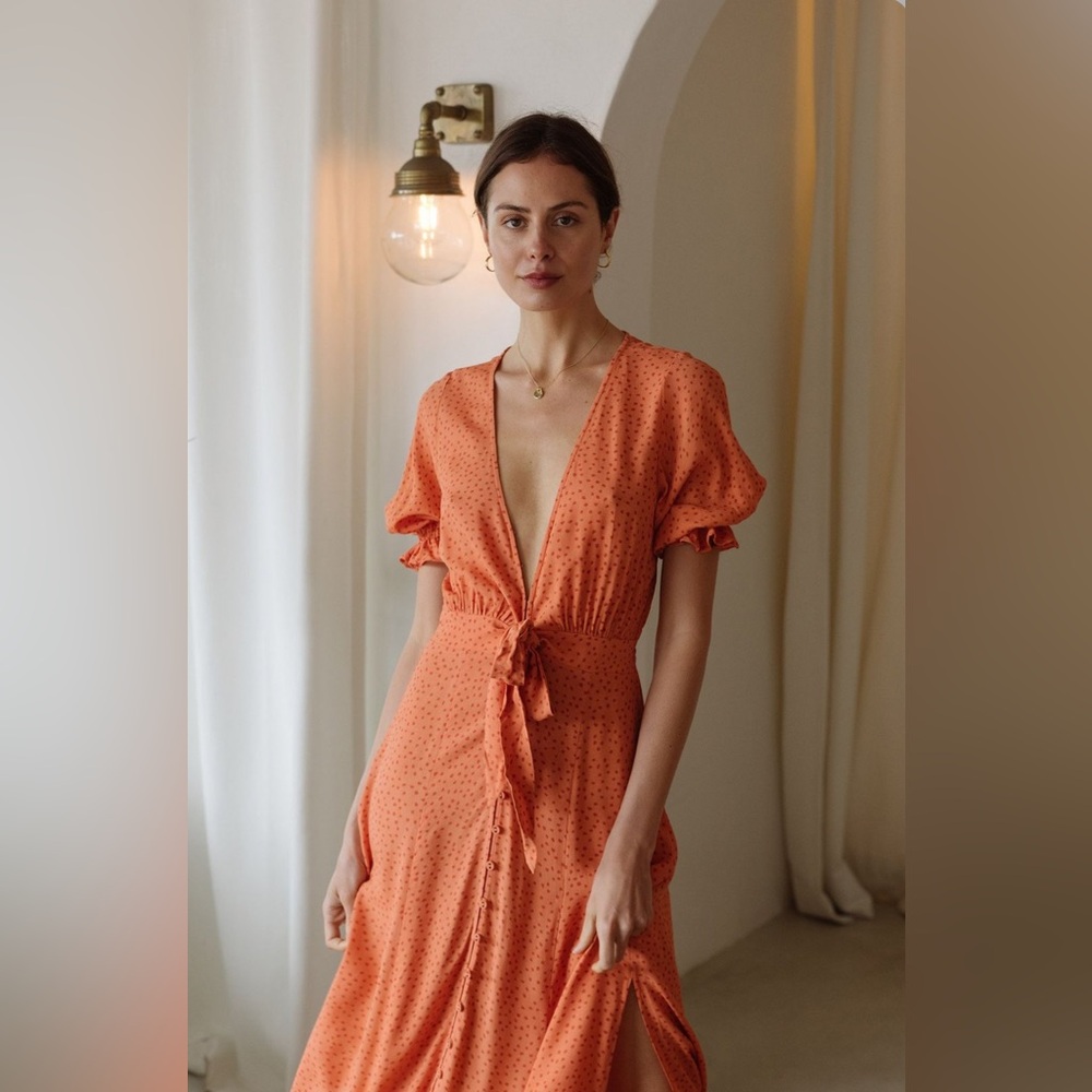 Kivari Milana Midi tie front dress / size small